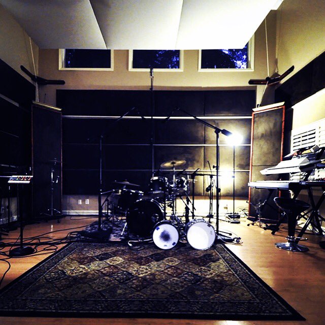 In 5 weeks we'll be invading <a href="/AlpacaRecording/">AlpacaRanchRecording</a> to pound out a new EP! Exciting times!! #Americana #SwampCountry #folk