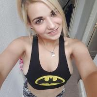 GratisNeukenNL's tweet photo. Batgirl80 https://t.co/WwVnscsc6k https://t.co/M3KOdpCbux