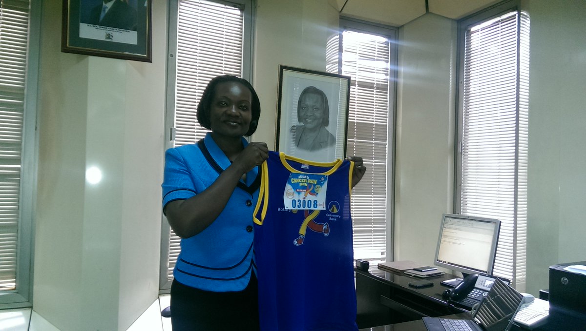 BOU_Official's tweet photo. Director Communications BoU @TinaAlupo has picked up her kit! Join us at the @RotaryCancerRun! #RCR16 https://t.co/P62MdqHvQy