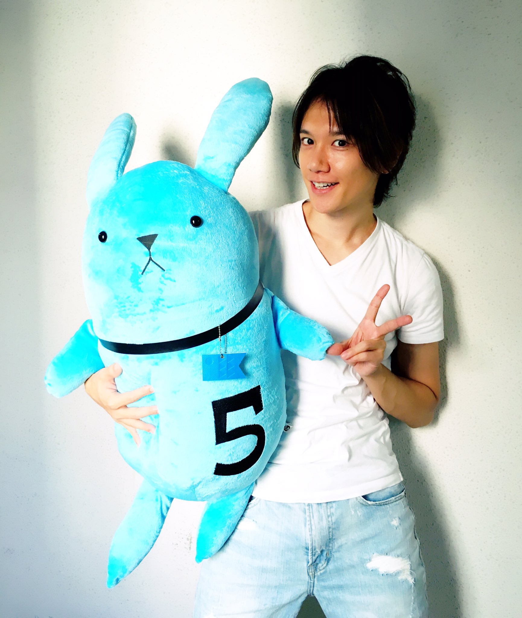 株 Dreamweaver Kenn ツキウタ The Animation の主題歌cdが本日発売です 自分はsix Gravityの皐月葵役で歌わせて頂きました よろしくお願い致します スタッフ様にツキウサ 頂きました 感謝 けんぬ
