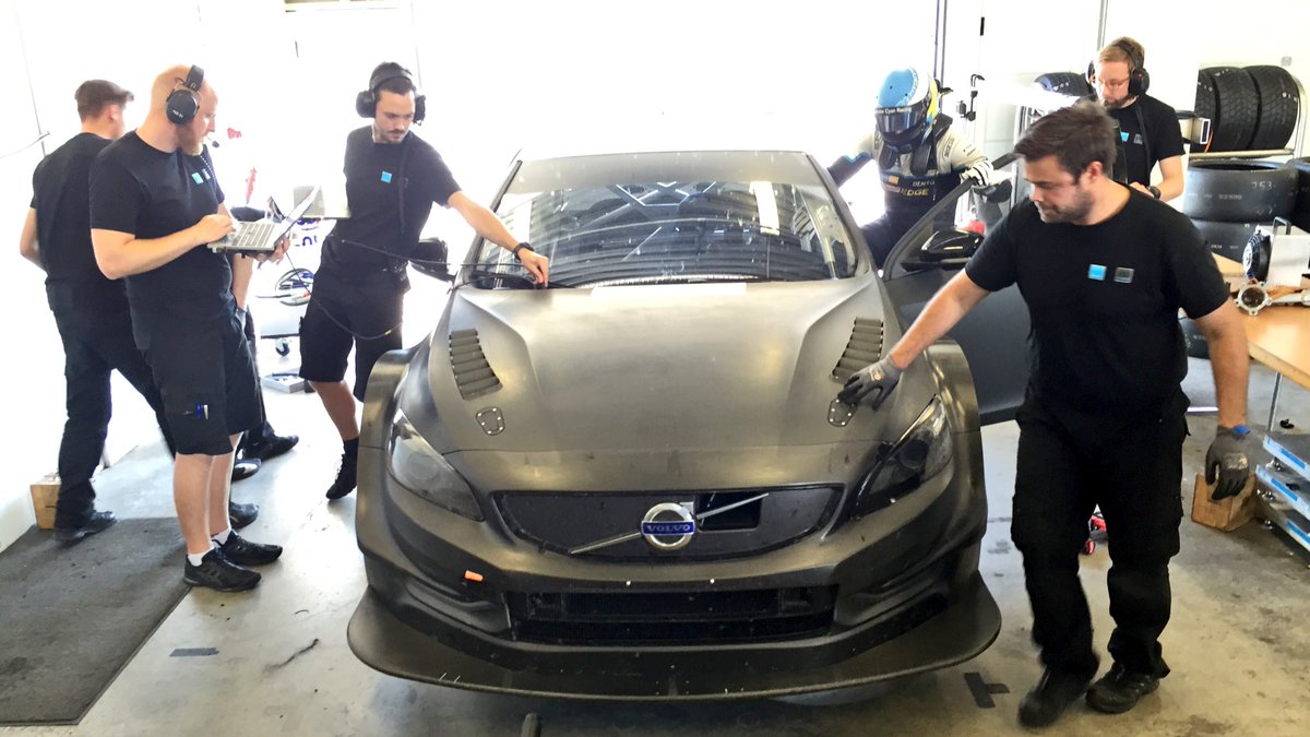 Back in black! Our new <a href="/FIA_WTCC/">Shelby Benton</a> test car is complete and running.