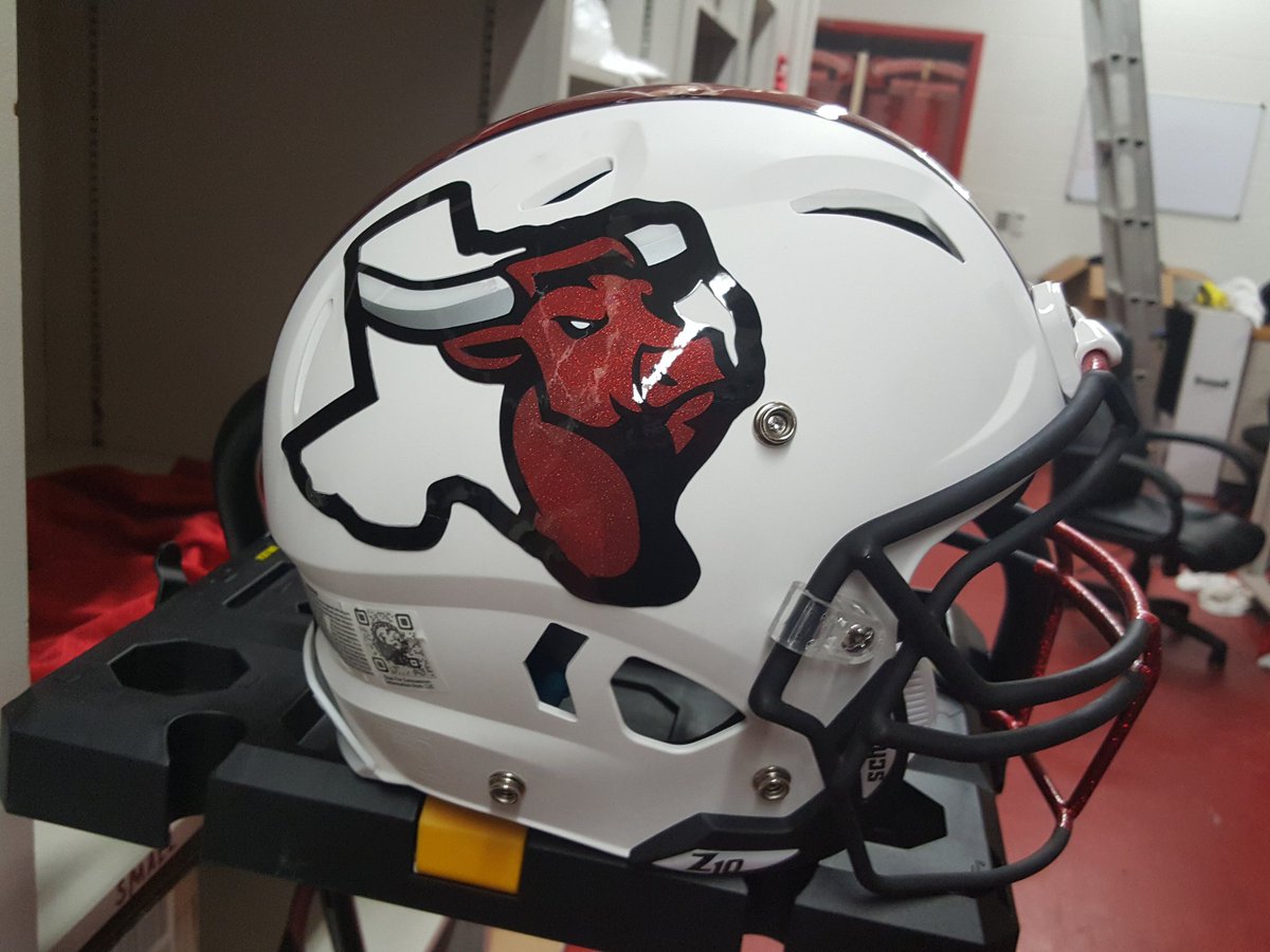 New Look Cedar Hill Longhorns for ESPN 
Saturday Night Game