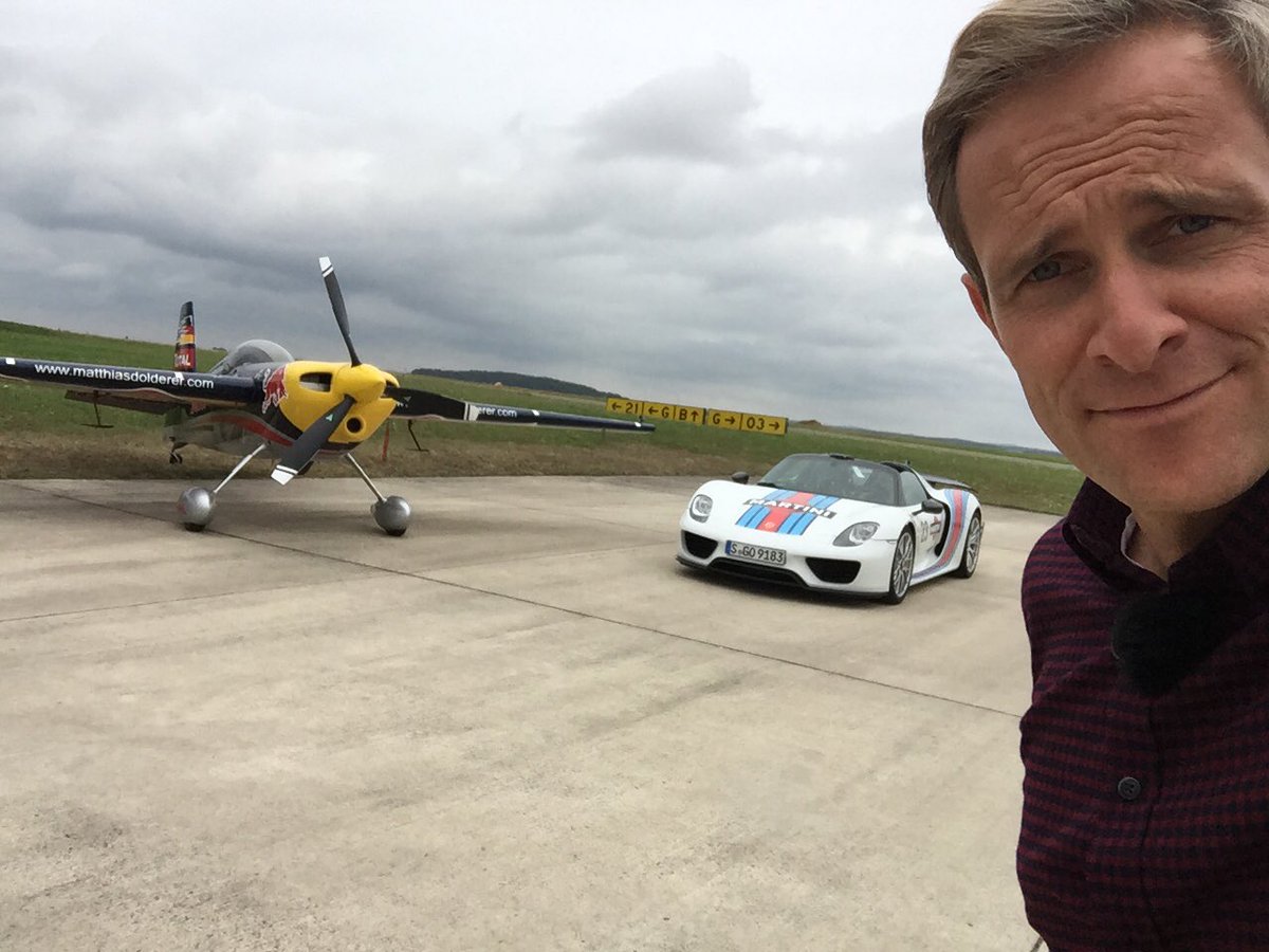 Am Sonntag gehts Horizontal vs. Vertikal, Porsche 918 Spyder gegen das komische Fluggerät vom <a href="/md21_racing/">Matthias Dolderer</a> !