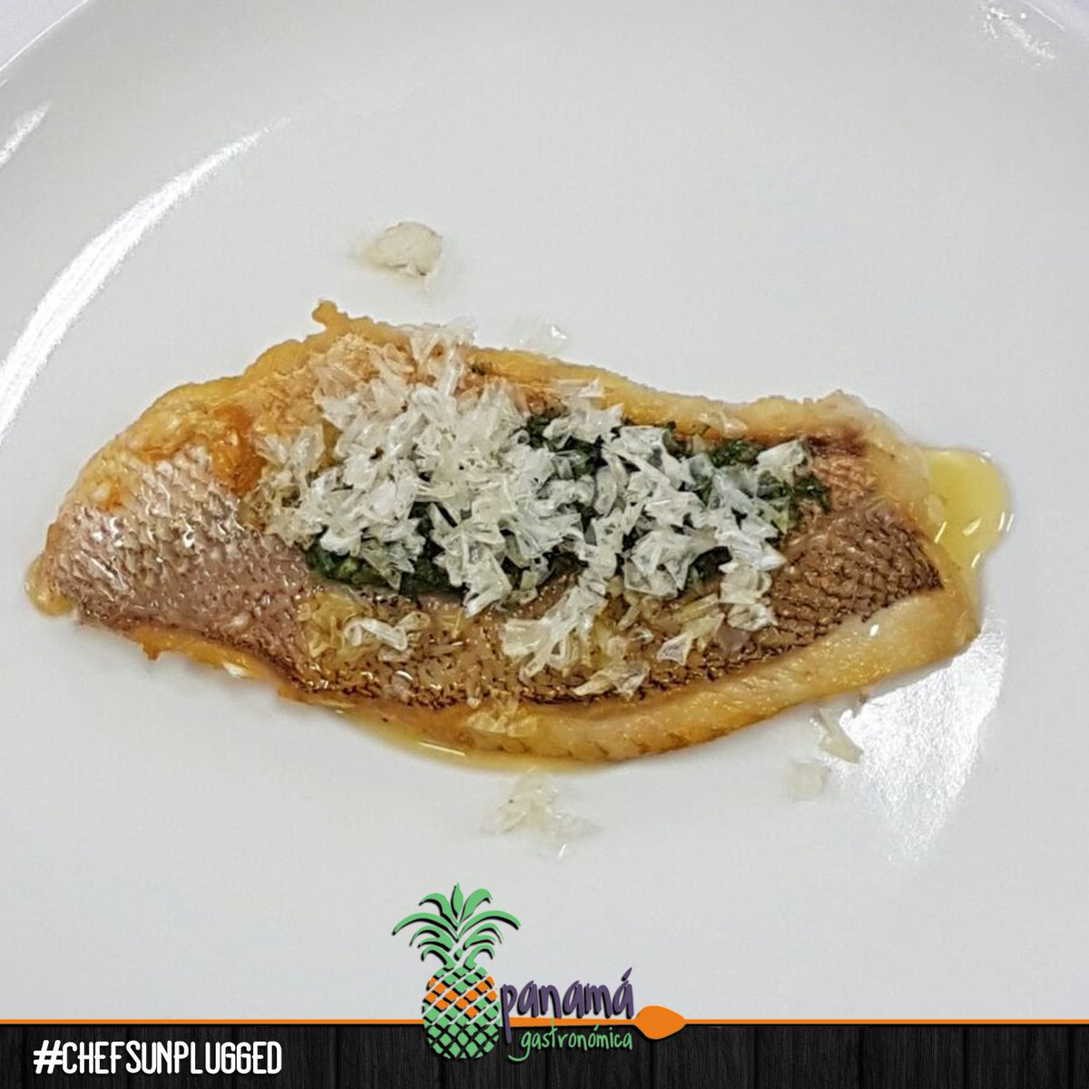 panamagastro's tweet photo. "Pargo en Panga" por el Chef Andrés Morataya
#ChefsUnplugged2016
#PTYG16 #Panamá #foodie #Pty https://t.co/2RvBaiQNwV