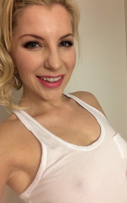 Good Morning Lovers! https://t.co/RELtRieeud