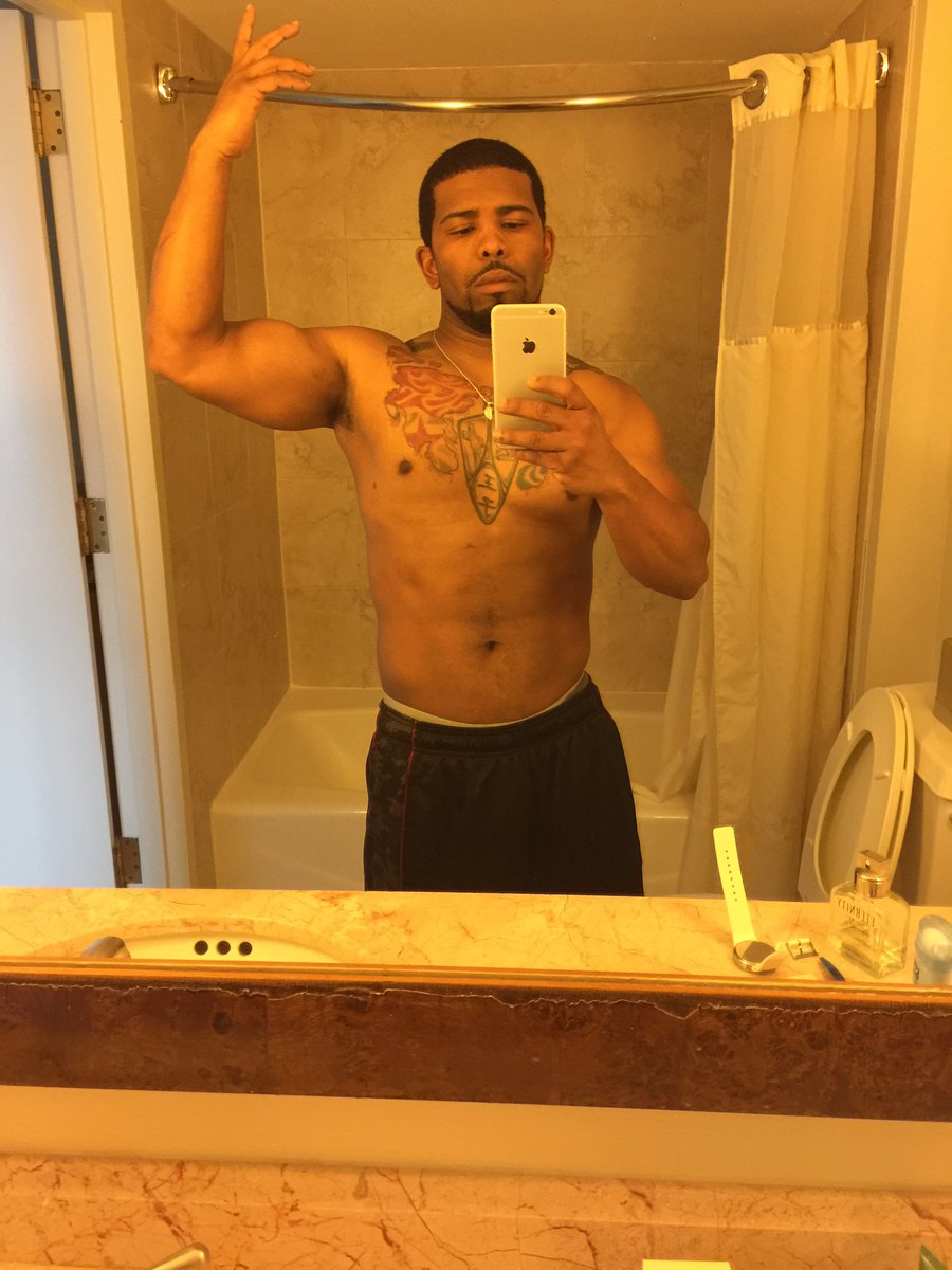 PedroPound's tweet photo. On vacation but I still have to get these gains https://t.co/By0CKqFYjW
