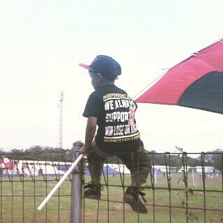 Halo om.. Numpang lewat ya @LeicesterChiBi @Comic_Angelous