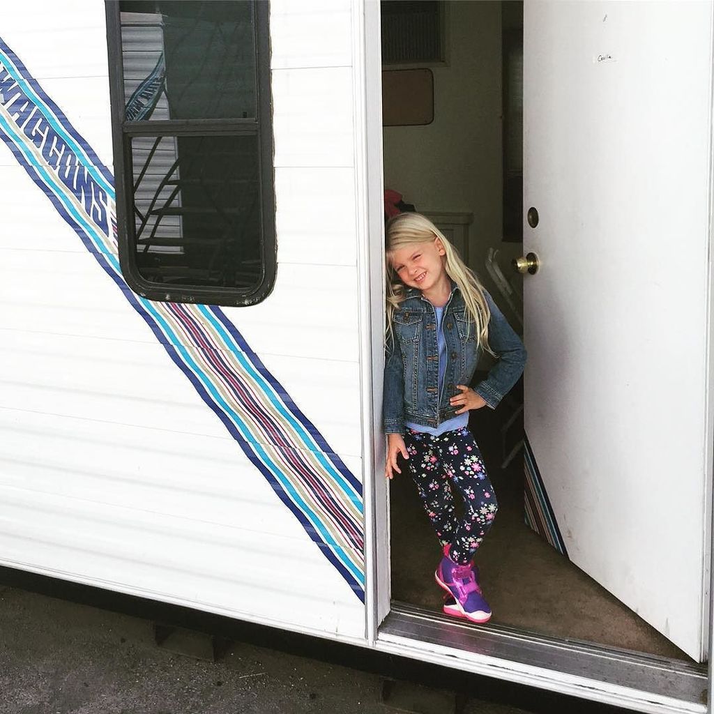 LondonandSedona's tweet image. Chillin&apos; in my trailer on my first day of filming on the series GUIDANCE! 💃 #fun #awesomen… instagram.com/p/BJlF7Rchrj0/