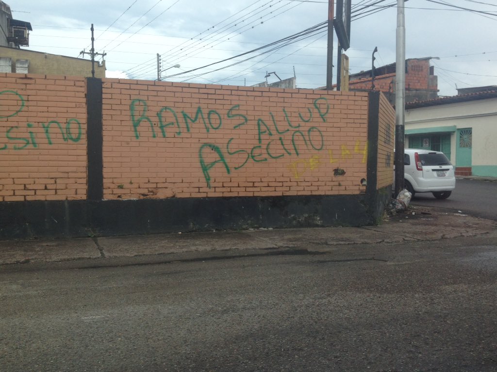 Mi solidaridad con <a href="/NoticiasTRT/">Noticias TRT</a> por este acto vandálico por parte de chavistas.