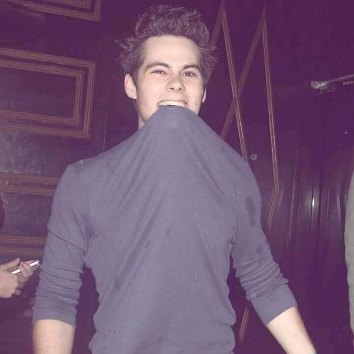EdaOBrien1's tweet photo. Hadi be yawrmm #HBDayDylanFromTurkey https://t.co/gBXhIFoHut