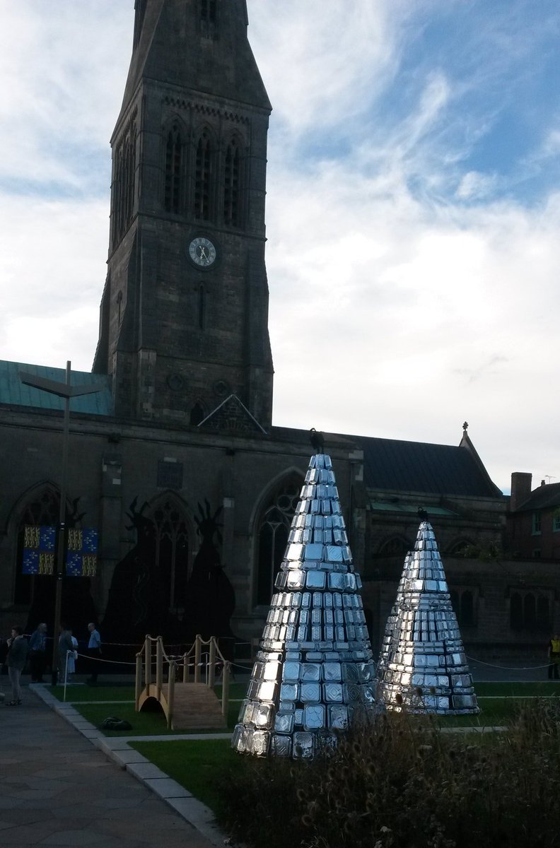 leicesterfest's tweet photo. Lighthouse keeping almost ready. 8:30 cathedral gardens. Music, projection and fireworks #cityfestival @LHKeeping https://t.co/flbrvu2wPD