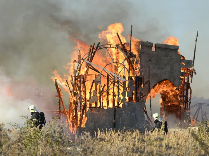 View image on Twitter