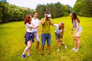 MarketingProfs's tweet image. What Augmented Reality, Virtual Reality, and Gaming Mean for Reward Marketing buff.ly/2buR95f