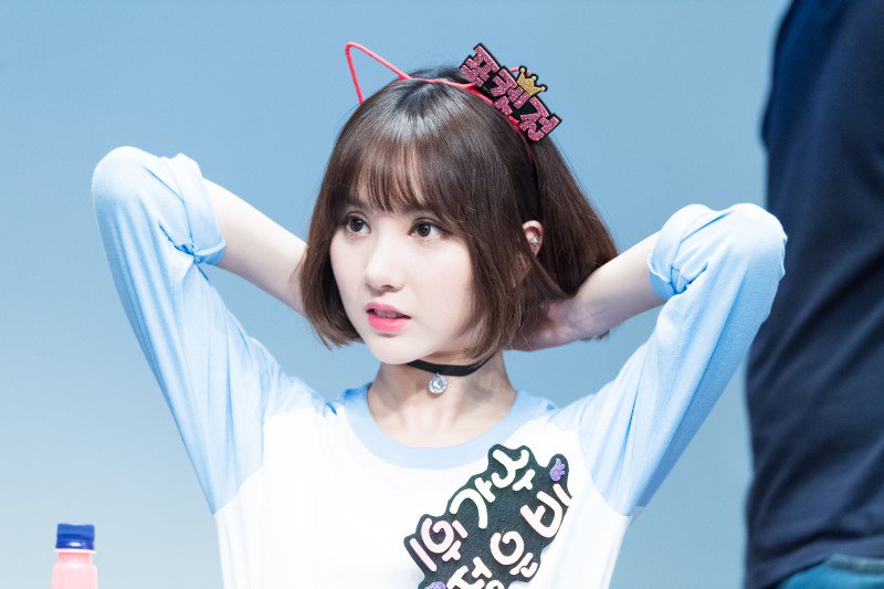 girlgroupspics's tweet photo. gfriend ✩ eunha https://t.co/fgZSn9h0vG