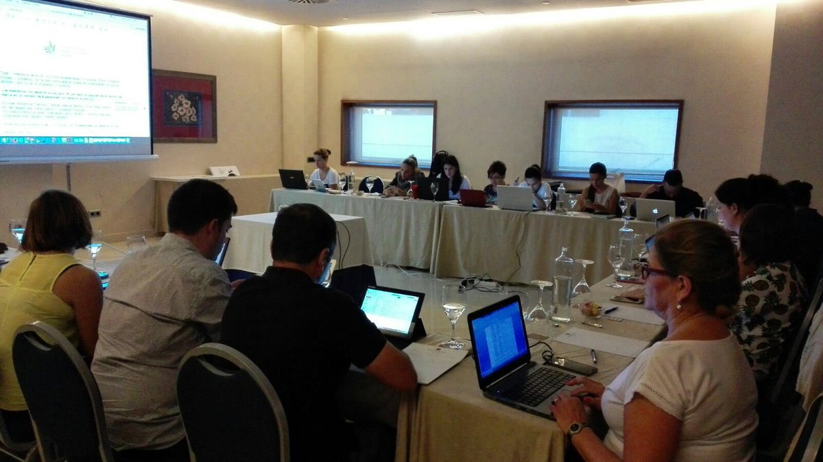 Después de #icd2016 pleno del @CGDNE para seguir luchando por la profesión en España <a href="/aedninforma/">La Academia</a>