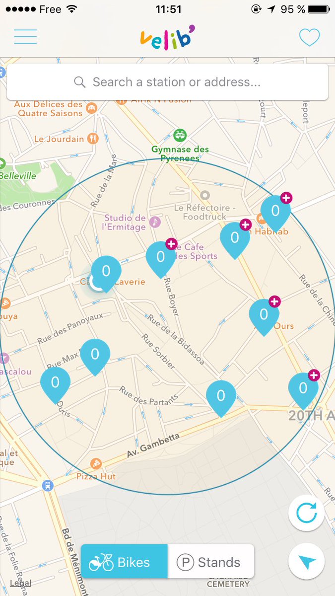 romain_Bn's tweet photo. Samedi matin 11h51 et pas un velib, sympa la rentrée avec @Velib https://t.co/c8aTtqnPv7