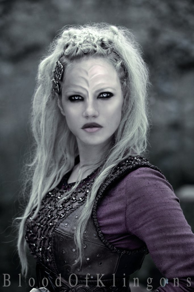 ≽ ɴᴇᴡ #sᴛᴀʀᴛʀᴇᴋ ᴏᴄ
≽ ʜᴀʟғʙʀᴇᴇᴅ ᴀʟʙɪɴᴏ #ᴋʟɪɴɢᴏɴ
≽ #ʟᴅᴍ 
≽ 13﹢ ʏʀs ᴡʀɪᴛɪɴɢ
≽ sᴇᴇᴋɪɴɢ sʟs
≽ ᴇᴅɪᴛ ʙʏ ᴍᴇ