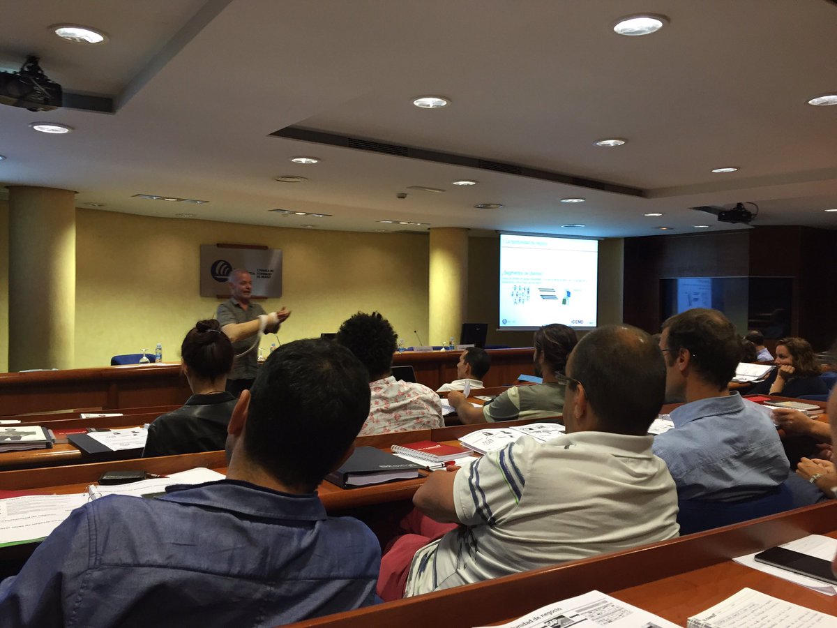 DataSurfHouse tweet media