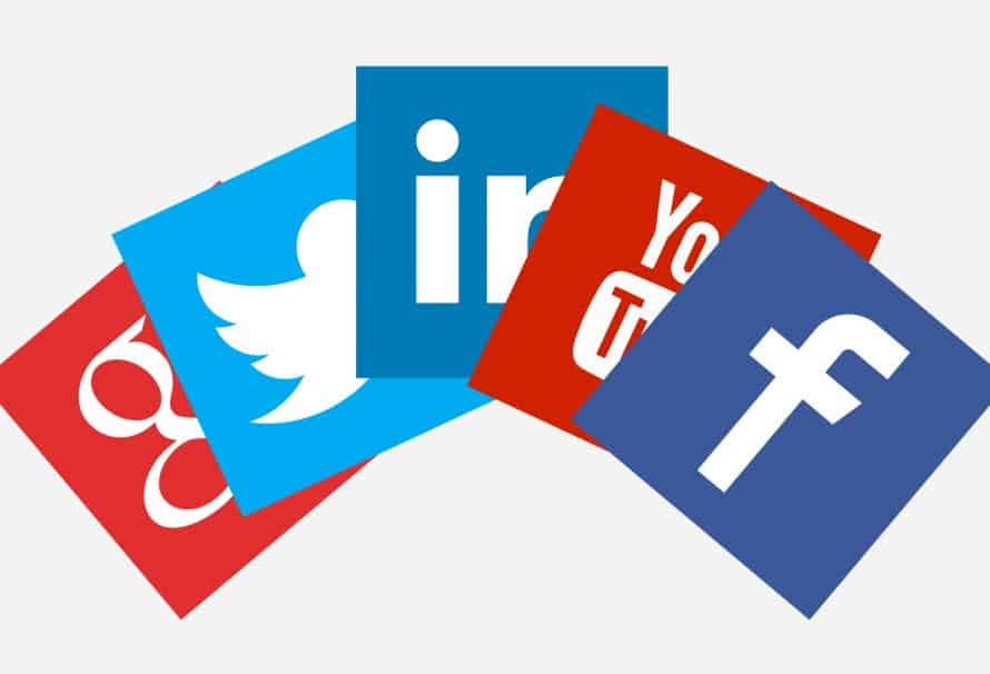 7 #socialmedia tactieken voor solo #ondernemers. Van @BiancavdStadt / buff.ly/2cEE10n