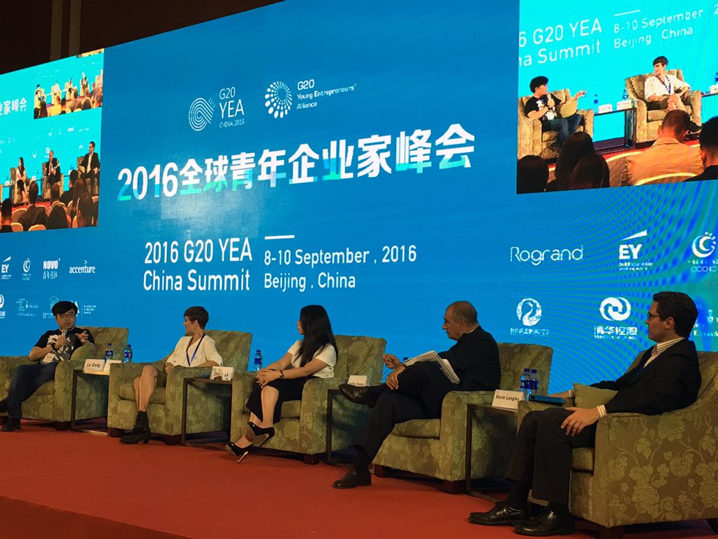 #G20YEA #Disruptive Innovation Forum with #AndreaSianesi from @MIP_PoliMi