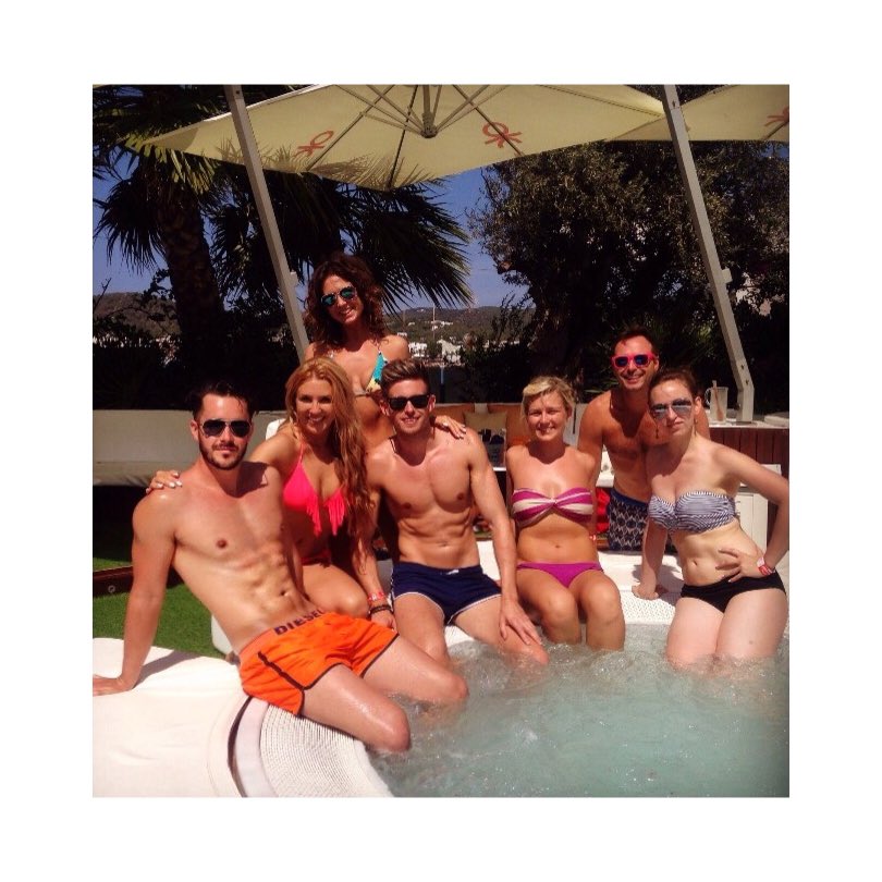 Stevieleedsy's tweet image. This time last year ... May need to book another little VIP trip to @OceanBeachIbiza #ibiza 🍾☀️😃