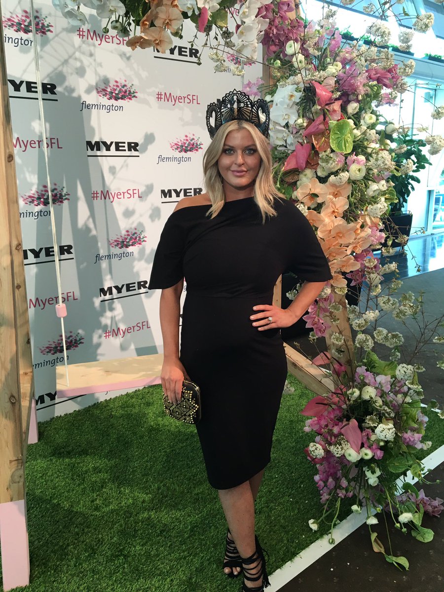 E Hawkins tweet media