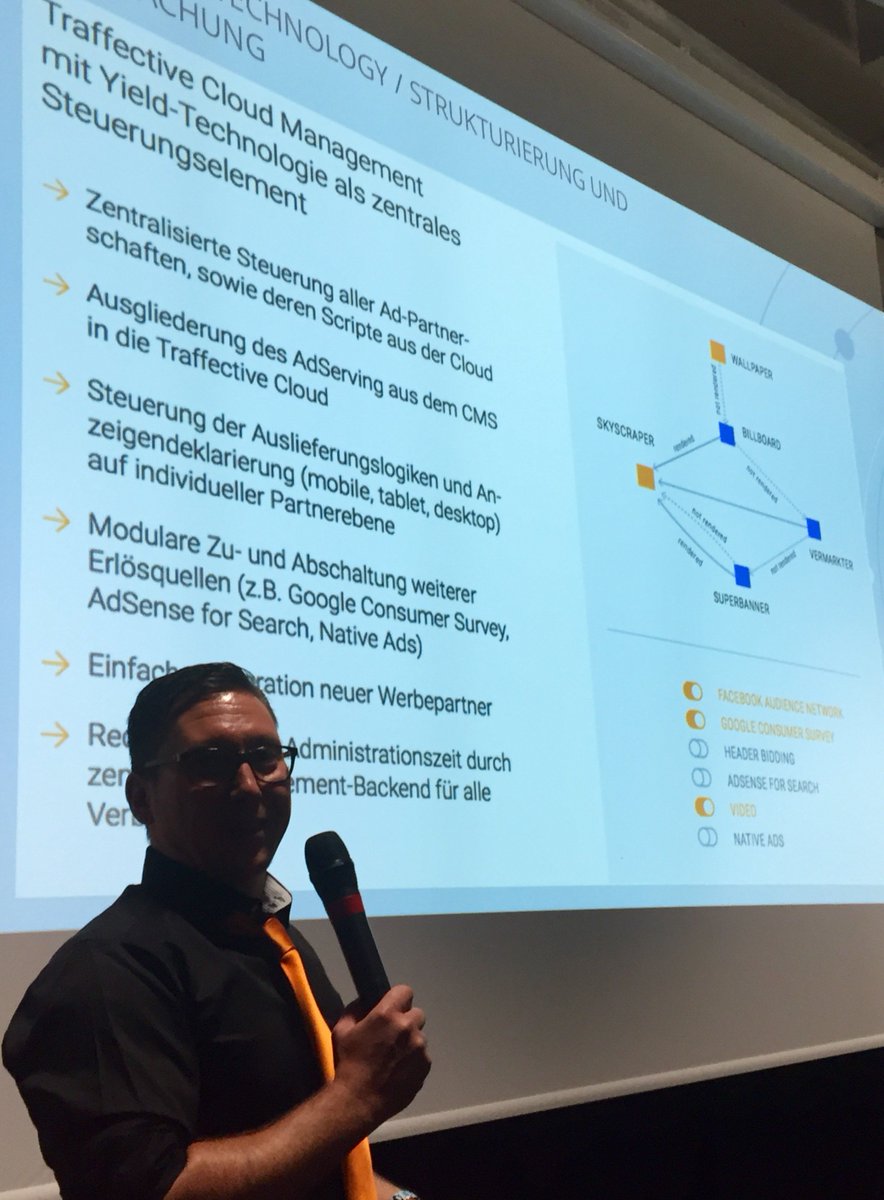 <a href="/Heikoles/">Heiko Staab</a> von <a href="/traffective/">Traffective</a> erklärt beim 9. Workshop das neue #yield #sales Setup