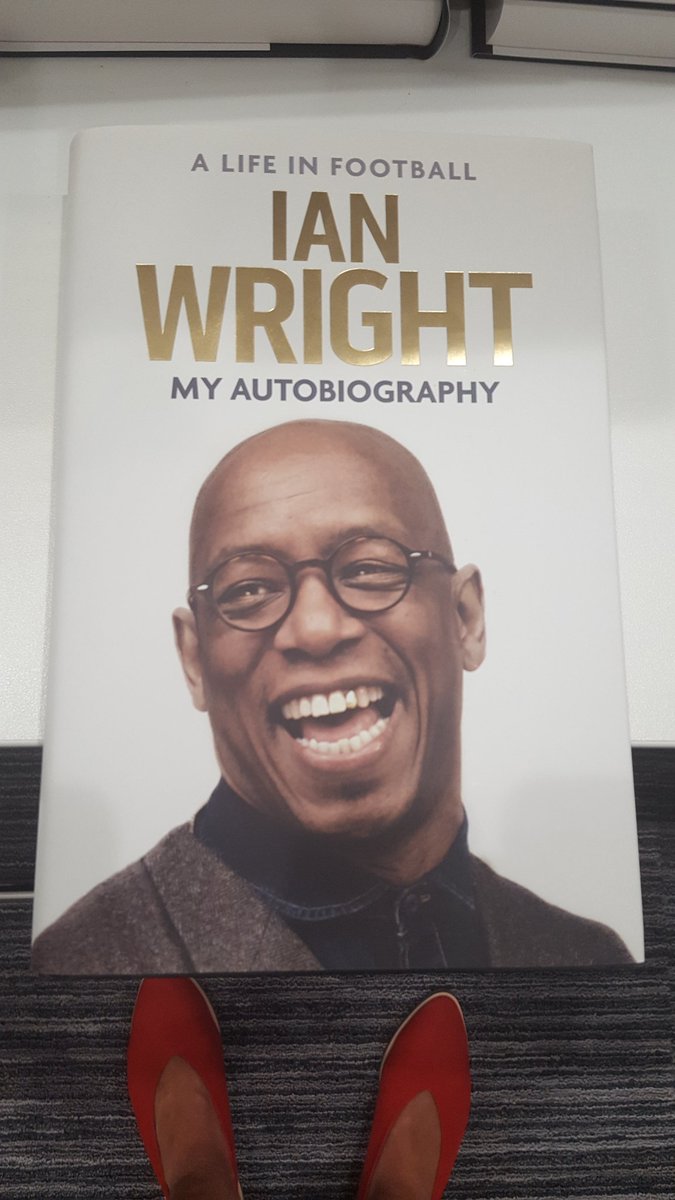 LaraCrabb's tweet photo. Just another 600 to sign.....@littlebrown publishing @IanWright0 #Lifeinfootball https://t.co/KWrsNhirds