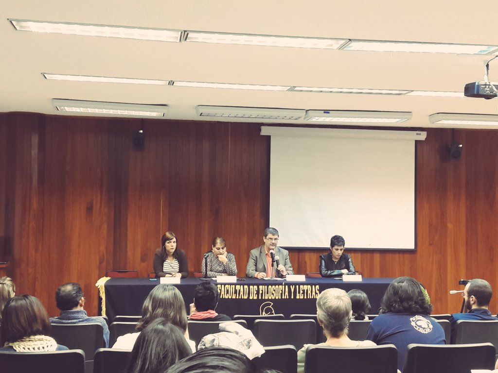 FerdotSV's tweet photo. Inauguración del VI Seminario de Lingüística Forense @GIL_UNAM @RedTTL @UNAM_MX #SeLiFo #FFyL_UNAM https://t.co/KQakrLx1Mt