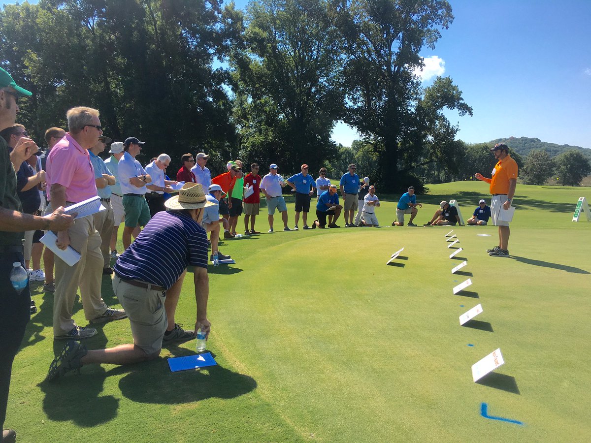 UTweedwhisperer's tweet photo. @TurfBlade on the use of PGR chemistry at #UTTurfFD16 #TNTurf https://t.co/jTz3psJu8e