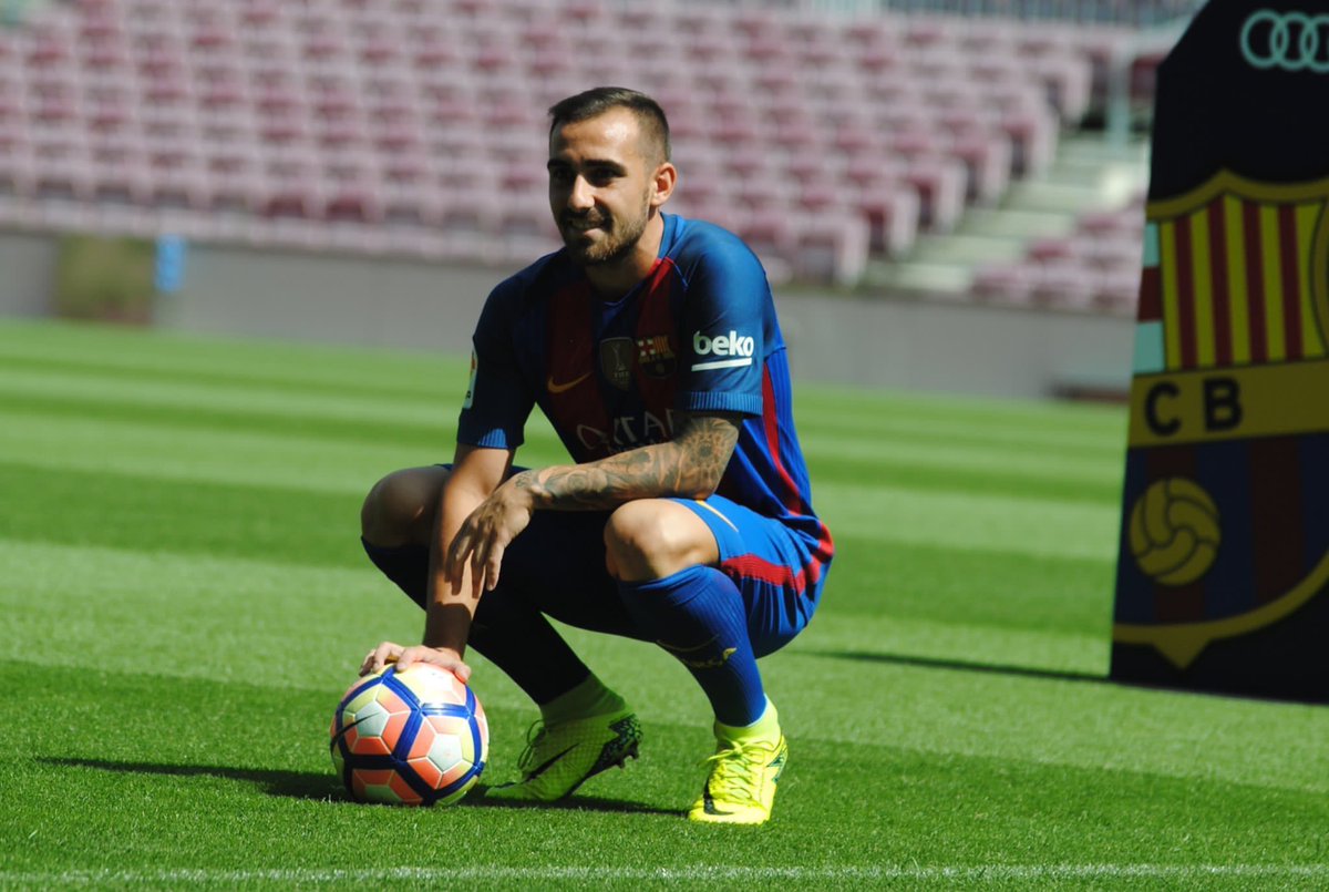 foot_td's tweet photo. #Mercato #Officiel Paco Alcacèr est presenté à la presse sous les couleurs du FC Barcelone https://t.co/3fDyNzFJfs