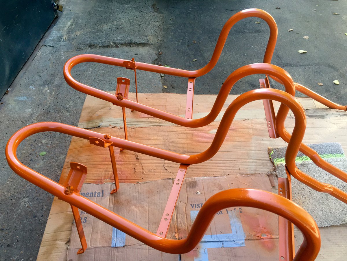 The Edible Bus Stop® ⧖⃝ tweet media