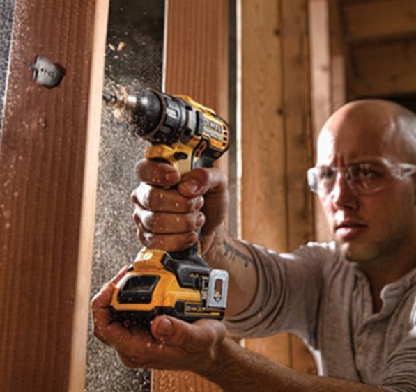 FasteningHouse's tweet photo. Cordless #PowerTools are becoming the norm, get yours at the #FasteningHouse: https://t.co/ClOy54Hrq3 https://t.co/t6tlrIkUc5