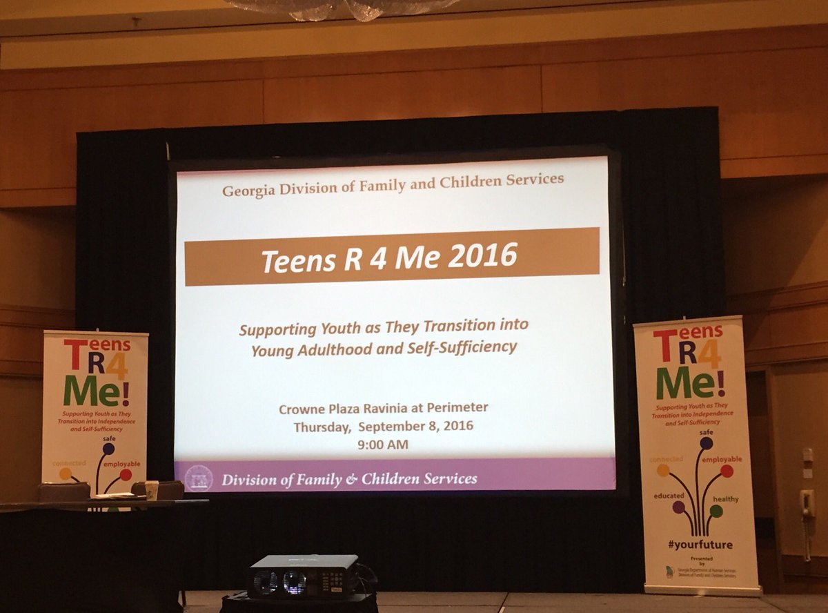 Floyd CASA at Teens R 4 Me conference cuz we love our big kids!
#IAmTheBLUEPRINT #yourfuture