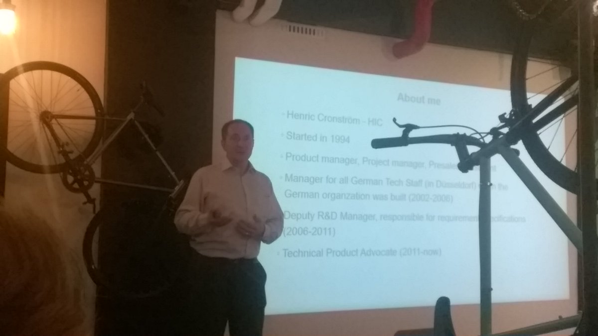 MikkoMuurinen's tweet image. #qlikdevgroup:issa legendaarinen #HIC keynote speakerina. Paikkana pyöräkeltsu :)