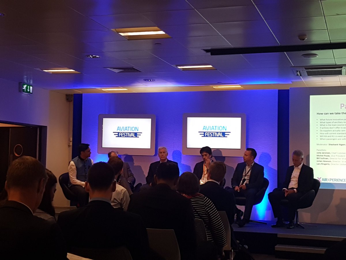 We're discussing the advantages of #Lifi vs #Wifi at the #AviationFestival @jumio