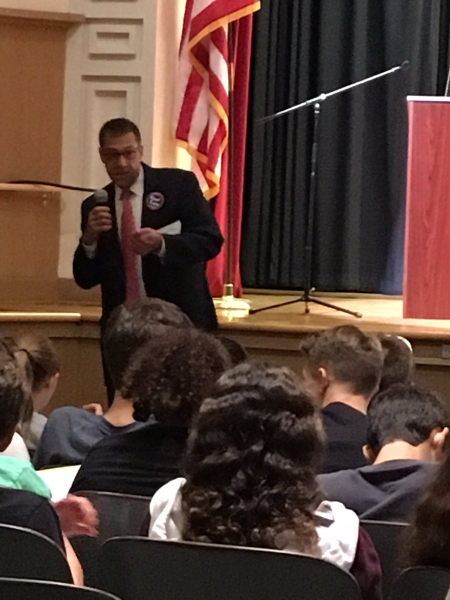 BEFirstDE's tweet image. Great time talking w 8th graders @ #BrandywineSpringsElementary this morning. Very engaged kids! #BESmartDE #netDE