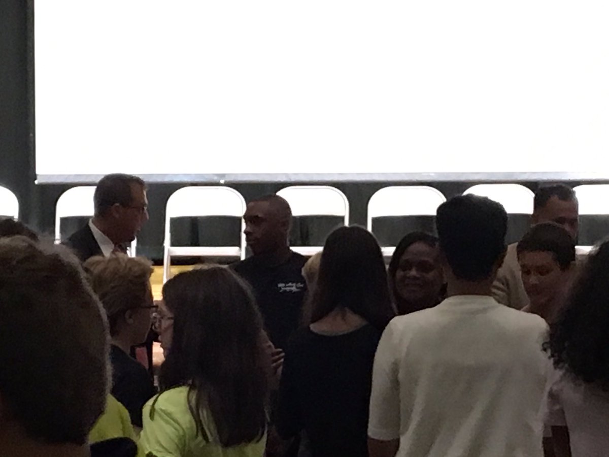 BEFirstDE's tweet image. Great time talking w 8th graders @ #BrandywineSpringsElementary this morning. Very engaged kids! #BESmartDE #netDE