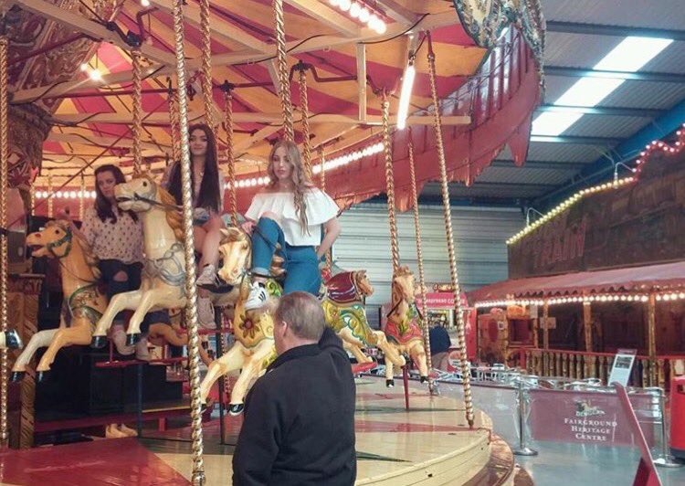🎠🎠🎠