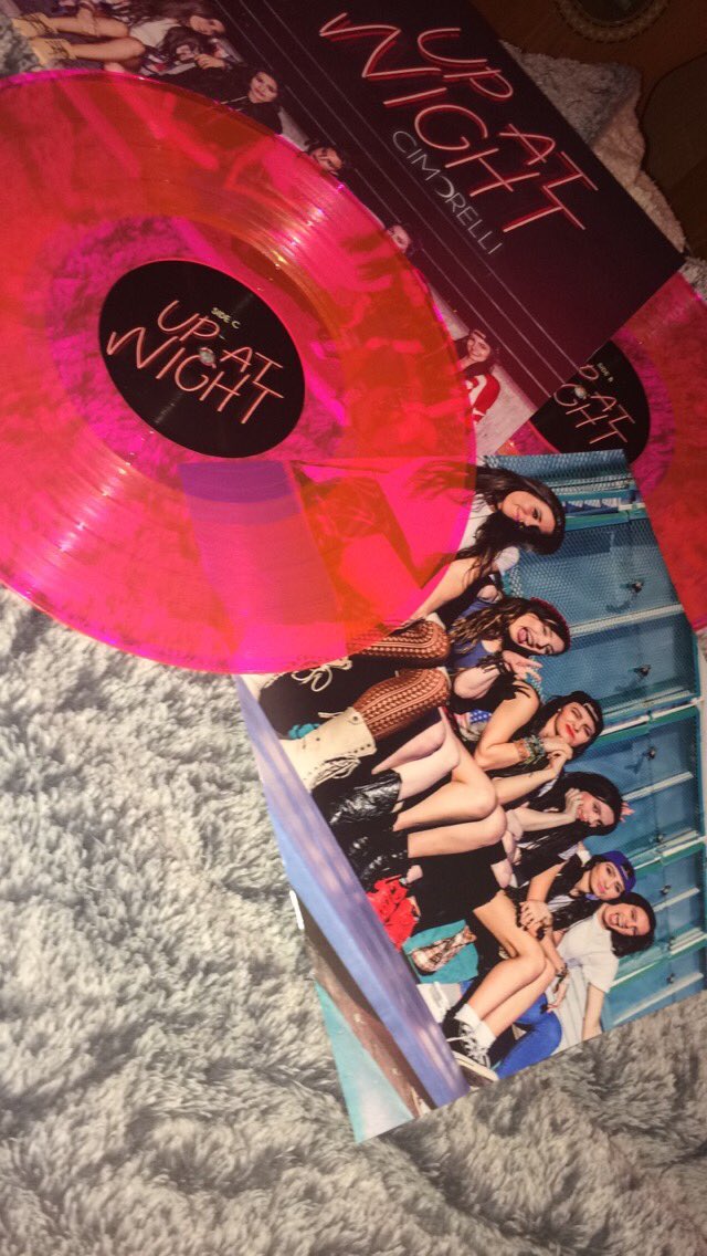 havteslvmieres's tweet photo. @LaurenCimorelli LOOK WHAT CAME IN THE MAIL OMG IM SCREAMINFJZUZJSJSJDS https://t.co/lPue23keGu