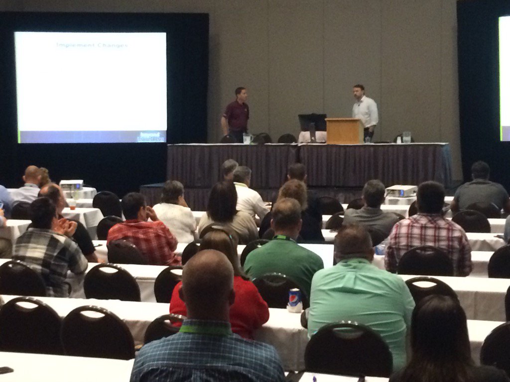 rlarson13's tweet photo. @creis001 & Farmers Telecom discussing efficiencies gained via iVUE AppSuite. #2016MIC https://t.co/nLgEpUqLS6