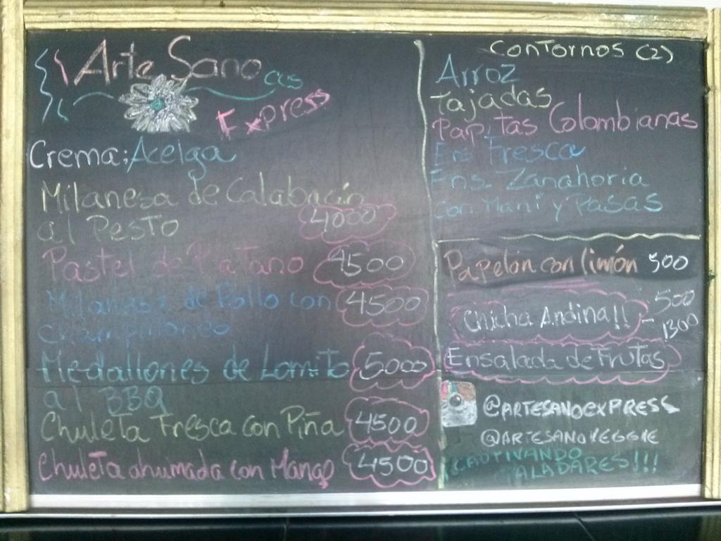 ArteSpaVGourmet's tweet photo. Hoy 08SEP en @ArteSpaVGourmet Mes Aniversario con  la mejor #gastronomía #tradicional #vegetariana #delicioso https://t.co/rUmbMpX6TN