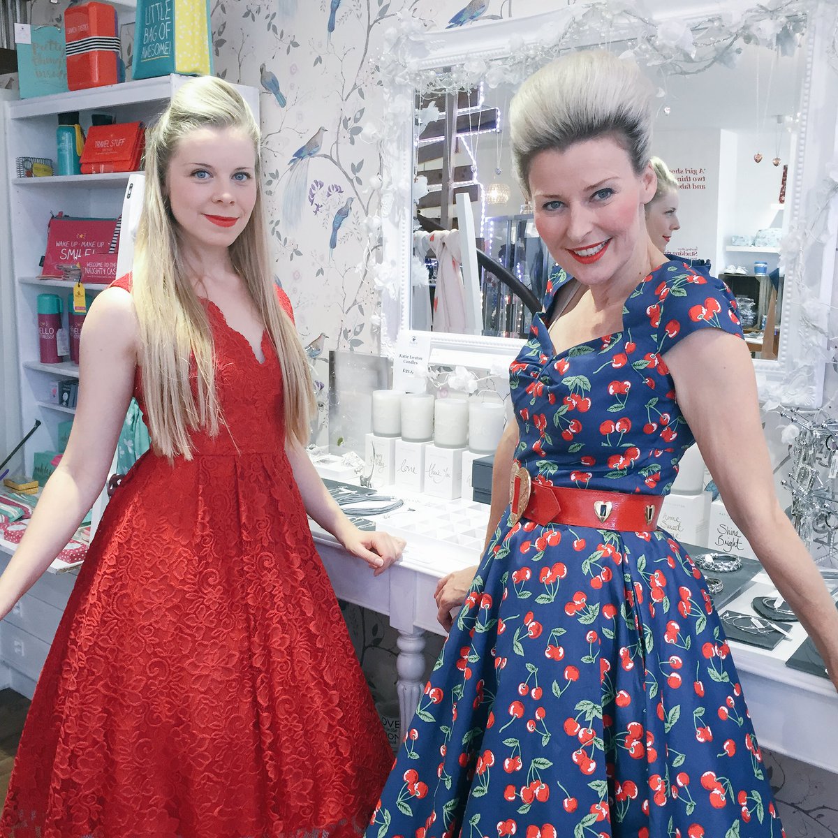 BelgradeTheatre's tweet photo. Stars of rock 'n' roll musical Chloe & Georgie have been at @aspirestyle trying on some 50s fashions! #RollOverB https://t.co/kBzf0XzTct