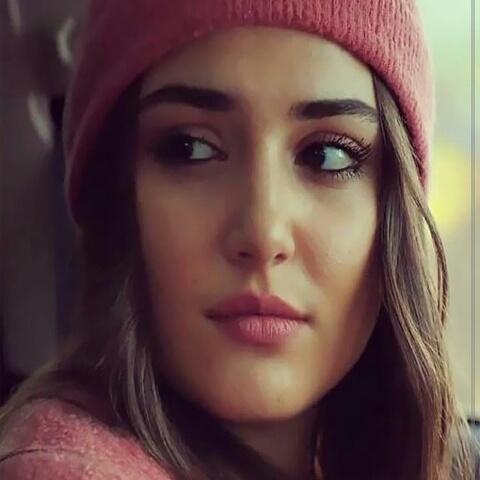 المالهم 😏داعي #شكثرهم 
والنحبهم لا خبر منهم وصلنا
ولانشم ريحه #عطرهم