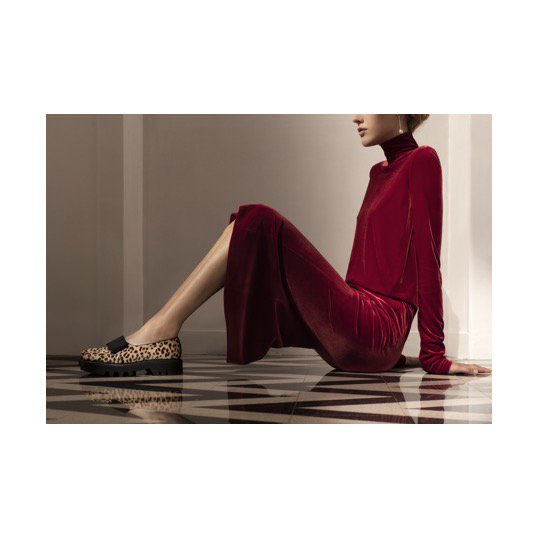Tank_Steiger's tweet photo. Spotlight on #SteigerParis Fall-Winter 2016 Campaign with @MRabihKayrouz and @akris_official #WalterSteiger #Shoes https://t.co/TT9bv1PbfU