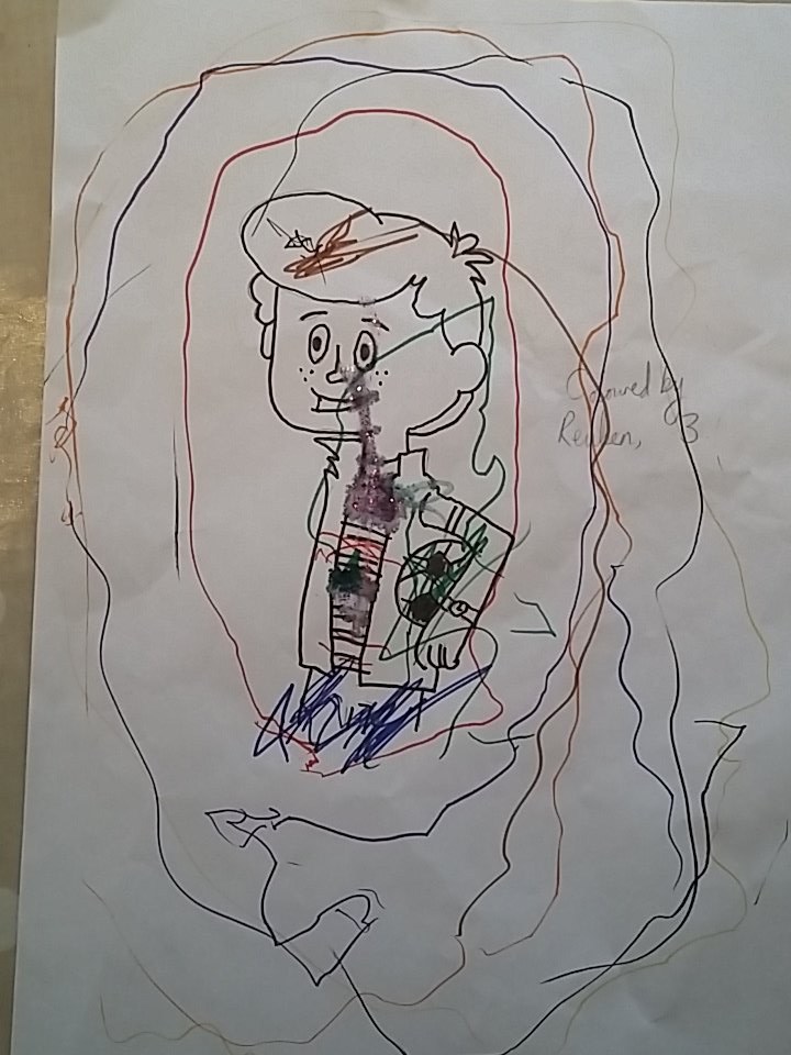 NotThatRBaxter's tweet photo. #EricComp
My 3 year old was more interested in drawing Eric's aura... https://t.co/Oyyz00RaPa