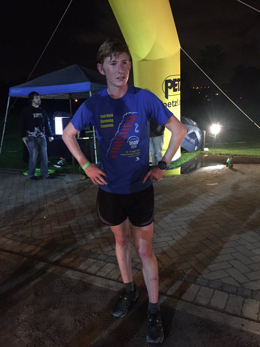 CTRunCo's tweet image. Our 10km winner in a new pair of @adidasZA trail shoes champ @ChrisStrydom1