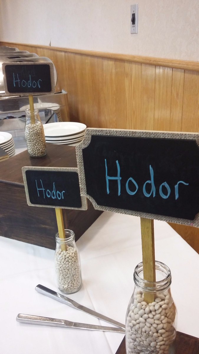 CMuthrakisRoH's tweet photo. Never let #Hodor make your display signs. #GoT #BanquetServer #WorkShananigans #SolidAdvice https://t.co/vFW3CAFLIw
