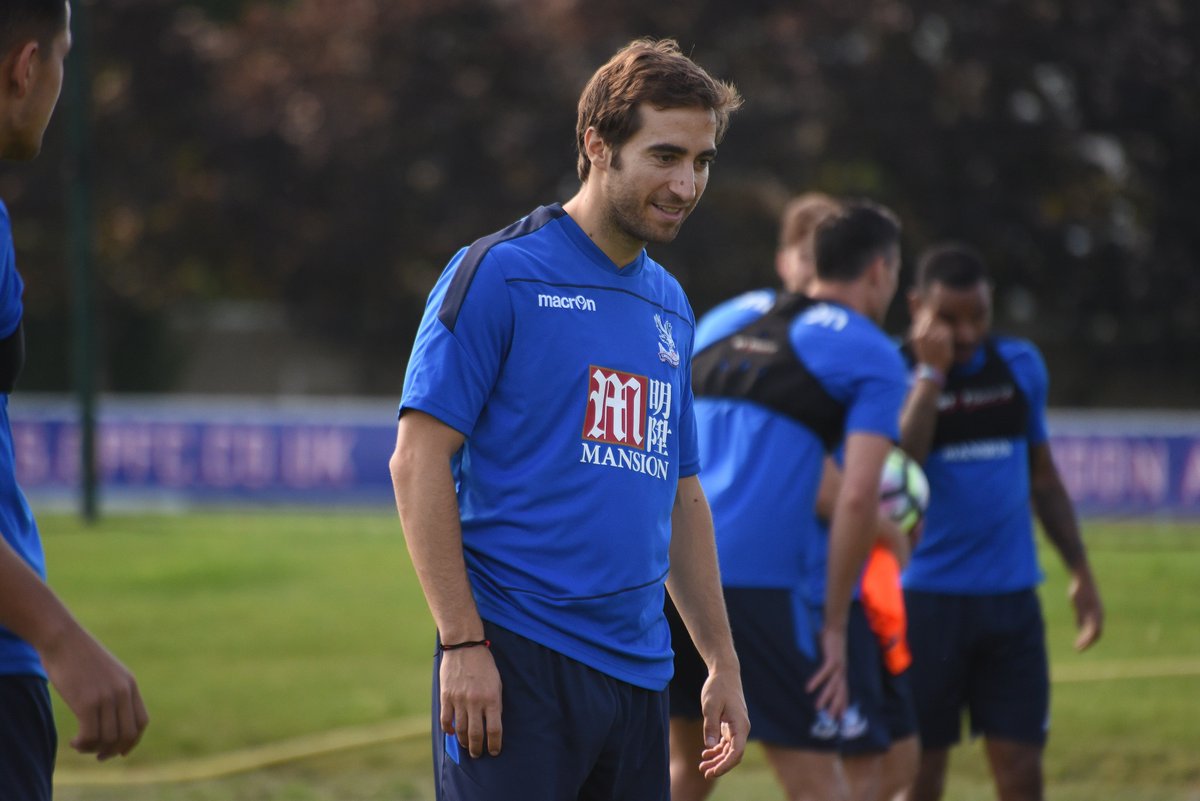 CPFC's tweet photo. Flamini during his first #CPFC training session. #WelcomeMathieu 🔴🔵 https://t.co/RRozlJA4ev