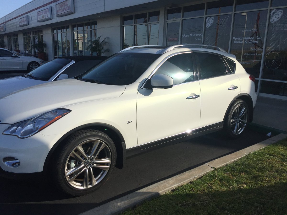 WAVESAUTOSOUND's tweet image. Window Tint